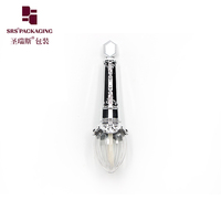 Tube de brillant à lèvres vide en plastique de quantité minimale de commande bas en gros 10ml bouteille de brillant à lèvres de luxe emballage de maquillage