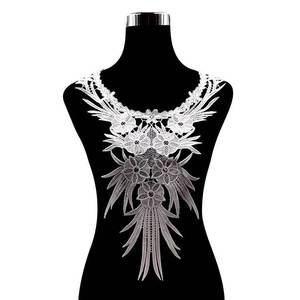 Collier de cou de dentelle de <span class=keywords><strong>crochet</strong></span> de broderie de 100% coton <span class=keywords><strong>pour</strong></span> la coutume de vêtement - Product Image 3