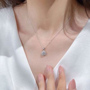 Dylam Fine <b>Top</b> Jewelry Manufacturer Tarnish Free Fade Free 925 <b>Silver</b> Circle 1ct 5A Zirconia Pendant Necklace for Bridal Wedding - Product Image 5