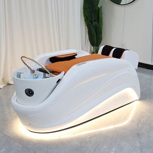 Fauteuil de lavage de cheveux de luxe au design moderne avec bac intégré et robinet doré - Product Image 5