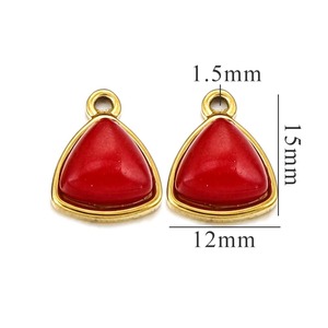 Charme en pierre semi-précieuse naturelle en forme de triangle |   Cadre en acier inoxydable plaqué or 18 carats PVD |   Pendentifs de Couleurs Assorties pour la Fabrication de Bijoux DIY - Product Image 4