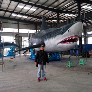 Venta al por mayor de figuras de animales realistas: tiburón, ballena, delfín en movimiento, esculturas decorativas para parques de atracciones - Product Image 2