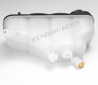 Pièces de véhicules automobiles Système de refroidissement du moteur Vase d'expansion du liquide de refroidissement 2025000249 pour BENZ W202