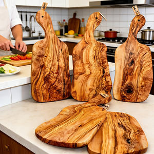 Planche à découper en bois d'olivier avec poignée, planches à découper en bois pour la cuisine, planche à découper en bois d'olivier de type bloc de boucher - Product Image 1
