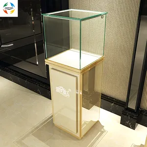 可定制钻石精品立式橱柜，带铝框，用于购物中心展示，有各种颜色的标志