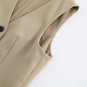 ชุดเดรสลำลองจีบพลีททันสมัยสำหรับผู้ใหญ่ ดีไซน์เสื้อกั๊กกระดุมแถวเดียวสุดหรู + กระโปรงสั้นจีบพลีทช่วยลดอายุ เหมาะสำหรับใส่เดทหรือใส่ในชีวิตประจำวัน - Product Image 5