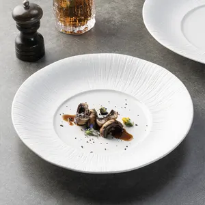 YAYU Factory Wholesale Catering Fancy Matted White Embossed Restaurant Serving Oval Fish Barbecue Dish Hotel Ceramic Plate