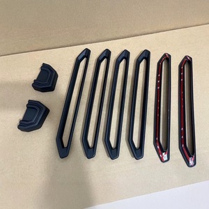 Kit di 8 Pezzi per Modifica Esterna Sportiva di Lusso per Jetour Traveler & Shanhai T2, Copertura <span class=keywords><strong>Gancio</strong></span> <span class=keywords><strong>Traino</strong></span> e Finiture Portapacchi - Product Image 3