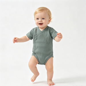 Vente en gros usine : Combinaison kimono bébé à manches courtes 100% coton avec boutons latéraux, body enveloppant nouveau-né, couleur et logo personnalisables - Product Image 2