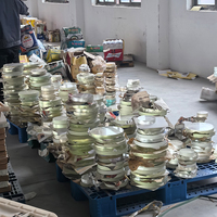 Plaques de verre borosilicate 3.3 de qualité supérieure, fabriquées en usine, offrant une transmission lumineuse optimale et résistantes aux températures élevées.
