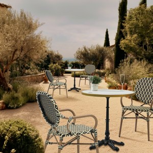 Table d'extérieur vintage française <span class=keywords><strong>avec</strong></span> plateau en stratifié haute densité HPL et base en fer forgé sculpté – Ensemble de salle à manger pour patio, balcon, café et loisirs - Product Image 1