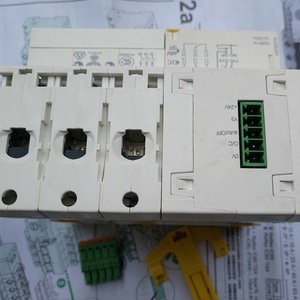 Interruptor de Circuito Integrado Actl9-Reflex A9C62316 3P C16A IC60N 50/60 Hz, Relé de Plástico en Caja Moldeada - Product Image 3