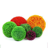 NINI Meilleure Vente Plante Verte Artificielle Nouveau Design Boule de Gazon Topiaire en Feuilles d'Eucalyptus pour Décoration de Vitrine