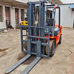 รถยกดีเซล Heli มือสอง จัดส่งรวดเร็ว รถยกขนาด 2 ตัน 3 ตัน ได้รับการรับรองมาตรฐาน CE EPA พร้อมอุปกรณ์จัดตำแหน่งงาและอุปกรณ์เลื่อนงาข้าง สำหรับใช้งานในฟาร์ม - Product Image 4