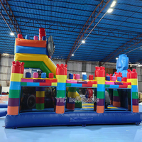 Château gonflable commercial Avengers Super-héros Iron Man avec toboggan et obstacles pour fête d'enfants