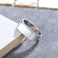 7mm Modischer Ring vom Hersteller: Gold- und Silberplattierter Minimalistischer Edelstahl-Ring für Männer und Frauen