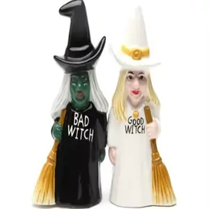 Keramik Weihnachtshexe Salz- und Pfeffer-Auflöscher - Product Image 1