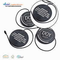 Étiquettes de vêtements suspendues en plastique, bricolage, 3D, Double gaufré, nom de marque, Logo de marque, boucle à chaîne, verrouillage, pour chaussures, lavable