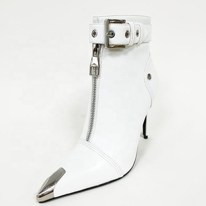 Nouvelles Bottines Tendance pour Femme à Talons Hauts Métalliques Pointus, avec Boucles, en Cuir, Fermeture Éclair Avant, Talon Aiguille, Courtes d'Été - Product Image 3