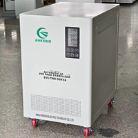 Régulateur de tension automatique monophasé CE 110V 220V 30 Kva 20 Kva 5 Kva AVR pour la maison