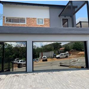 Puertas de Garaje Seccionales Automatizadas de Estilo Moderno, Puertas Elevadoras de Garaje, Puertas de Garaje de Panel de Aluminio Abatibles - Product Image 3