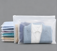 Sacs à fermeture éclair réutilisables en PE givré pour vêtements d'enfants et d'adultes, taille personnalisée avec impression en gravure et logo