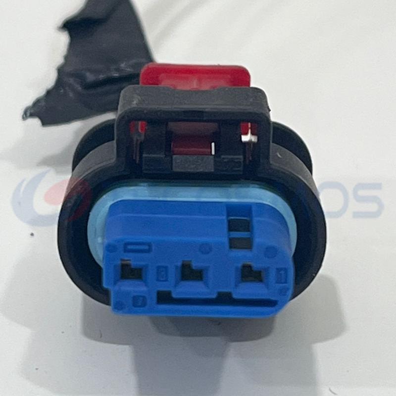 Car Connector For Tesla For Tesla radar has three pins CT3-0224M-4