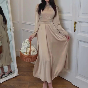 Wisrise Nuova Collezione Moda Abito Lungo da Donna in Raso Beige con Collo Alto e Maniche a Palloncino per Feste e Appuntamenti Quotidiani - Product Image 1