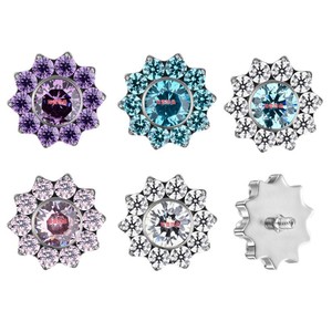 Clous d'oreilles en titane F136 avec zircon serti à griffes, bijoux de piercing unisexe - Product Image 5