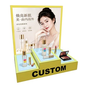 Support d'affichage cosmétique en acrylique personnalisé en gros avec éclairage LED pour parfum, étagère de présentation de maquillage durable à 2 niveaux - Product Image 2
