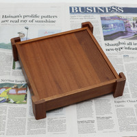Haut de gamme fantaisie en bois massif 4 grilles souvenir Logo personnalisé marque en bois bijoux affichage plateau de rangement