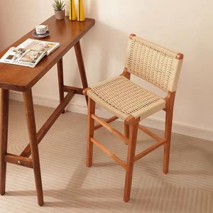 เก้าอี้บาร์ไม้เนื้อแข็งสไตล์ญี่ปุ่นพร้อมที่นั่งและพนักพิงทอเชือก สำหรับใช้ในร้านกาแฟ ร้านอาหาร และที่บ้าน - Product Image 1