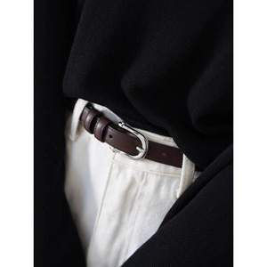 Cinturón de Cuero Genuino de Alta Gama para Mujer, Elegante Cinturón para Trajes y Vestidos con Hebilla Plateada - Product Image 2