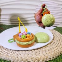 Porte-clés de pêche en forme de hamburger de dessin animé exquis, jouet magnétique créatif à remontoir, pendentif de décompression, cadeau tendance