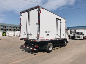 Camions frigorifiques légers SINOTRUK Howo pour le transport alimentaire, 4x2, <span class=keywords><strong>4x4</strong></span>, 6 roues, neufs et d'<span class=keywords><strong>occasion</strong></span>, 5 tonnes, 10 tonnes, petits camions frigorifiques à vendre - Product Image 6