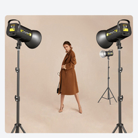 MM8820 Lumière LED Dimmable Bi-couleur 300W 3200k-5700k Éclairage de Studio Photo Télécommande Lampe de Remplissage pour Maquillage Utilisation Caméra Vidéo