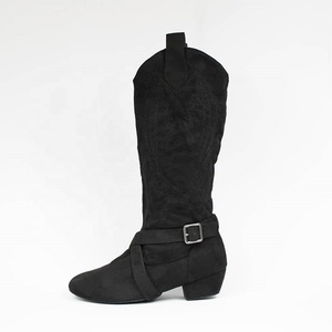 Bottes de danse latine brodées artistiquement de haute qualité pour femmes, design unique, en daim, pour la danse de salon, le jazz et les danses sociales, fabrication en usine - Product Image 4