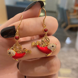 Orecchini pendenti a forma di animale in oro E2102 con incastonatura a castone in cristallo e strass, stile carino per l'uso quotidiano da donna - Product Image 6