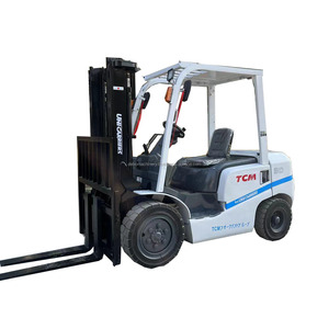 Buen estado barato TCM 30 carretilla elevadora 3ton TCM para precio de fábrica En stock fd30 carretilla elevadora diesel - Product Image 1
