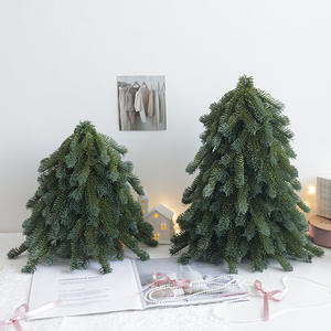 Nouvel arbre <span class=keywords><strong>de</strong></span> Noël <span class=keywords><strong>artificiel</strong></span> en pin <span class=keywords><strong>de</strong></span> simulation transfrontalier, origine Chine, usage intérieur, modèle XS, pour restaurant, hall d'entrée, bureau - Product Image 1