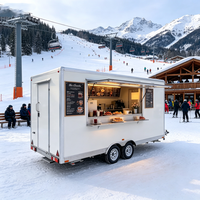 Remolque de Comida Resistente con Pizarra y Mostrador para Taiyaki, Ideal para Té Verde Latte en el Parque de Nieve de Niseko