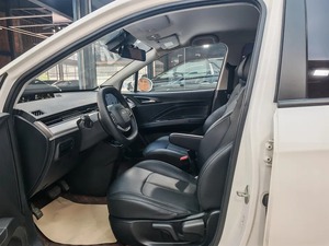Auto Usata 2021 Nezha <span class=keywords><strong>V</strong></span> Edizione Intelligente a Lunga Autonomia, Auto Elettrica Usata - Product Image 5