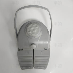 Pédale à quatre trous pour fauteuil dentaire Foshan, boîtier métallique JT 04, argent, pour turbine, usage commercial adulte, accessoire - Product Image 3