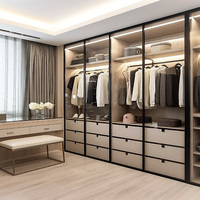 Armoire, placard, dressing, chambre à coucher, avec étagères ouvertes et tiroirs