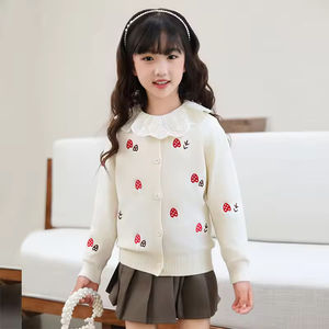 เสื้อคาร์ดิแกนถักสไตล์เกาหลีสำหรับเด็กผู้หญิง รุ่นฤดูใบไม้ผลิและฤดูใบไม้ร่วง ผ้าฝ้ายบางปักลาย คอทรงกลม เสื้อคลุมเด็ก - Product Image 1