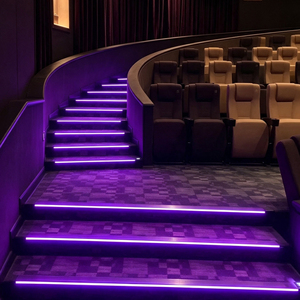 Lámpara LED de 5mm para Escaleras de Cine, con Clasificación IP68, Material PMMA, Tira de Luz Decorativa para Ingeniería - Product Image 1