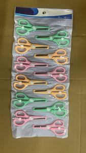 Trẻ em an toàn kéo tròn tip cùn không có tổn thương cho mầm non mẫu giáo Craft Art PP nhựa dễ dàng Grip đào tạo kéo - Product Image 6