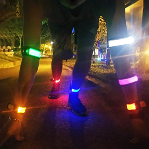 Pulseras Luminosas LED, Brazaletes de Seguridad Nocturna para Ciclismo, Caminar, Correr, Conciertos, Campamentos, Año Nuevo Chino, Navidad - Product Image 4