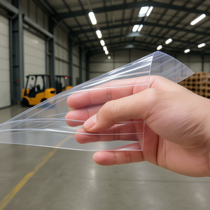 Bandes de porte industrielles 164' x 8" en PVC transparent à nervures pour entrepôts - Product Image 3