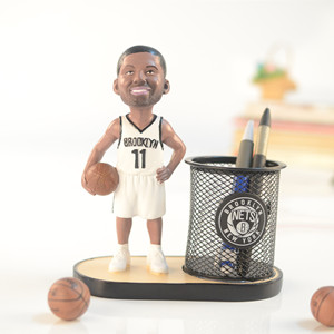Figurine de joueur de basket-ball en résine faite à la main, porte-stylo, statue de star sportive pour bureau, cadeau personnalisé pour les fans, décoration de bureau et de maison - Product Image 6